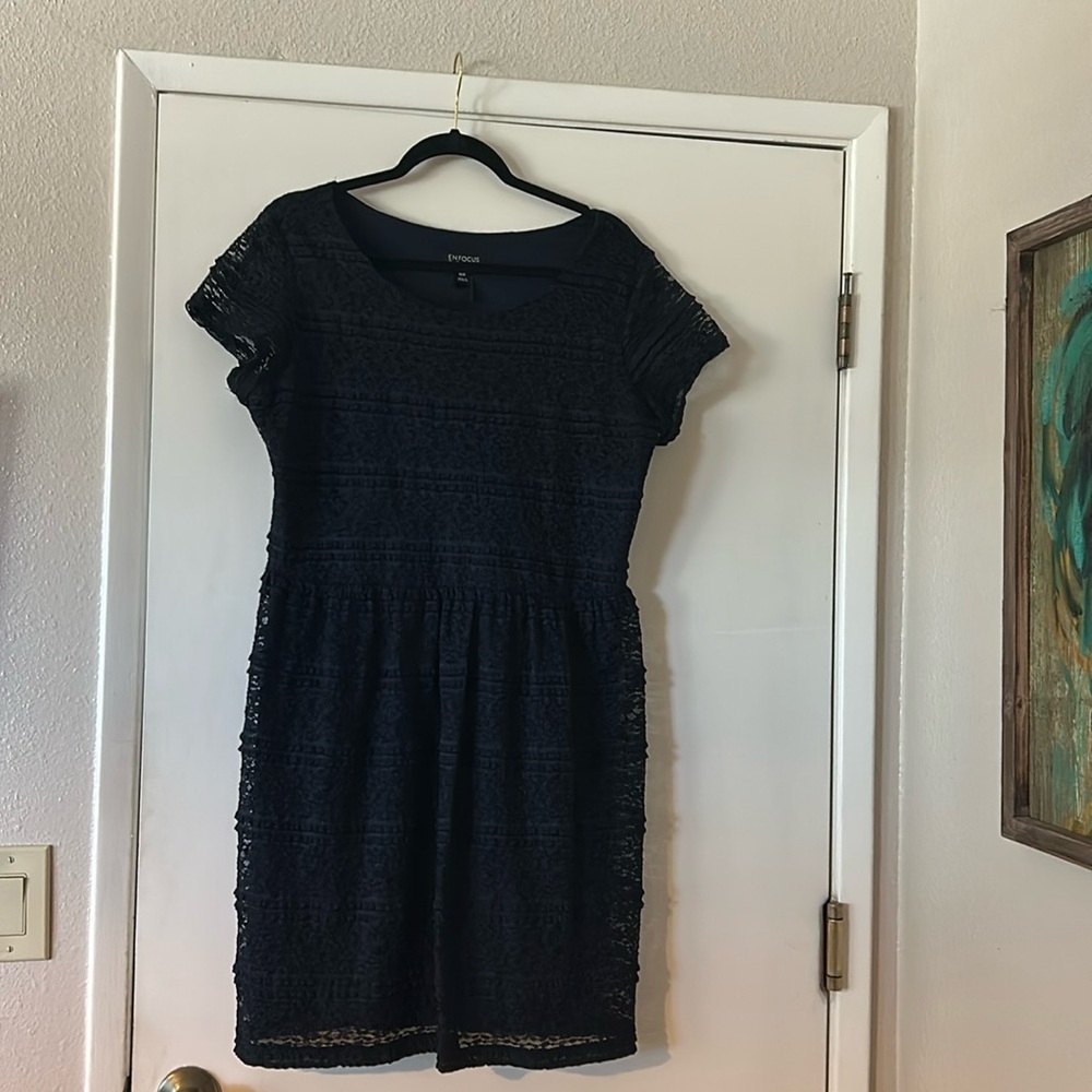 Perfect, navy lace dress